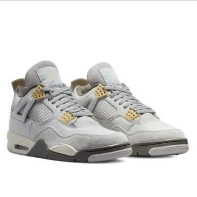 Air Jordan 4 Retro SE Craft “Photon Dust”