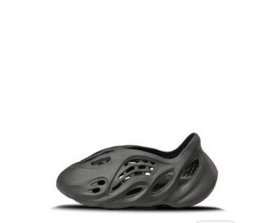YEEZY Foam Runner "Onyx" – Sleek Black Comfort & Style