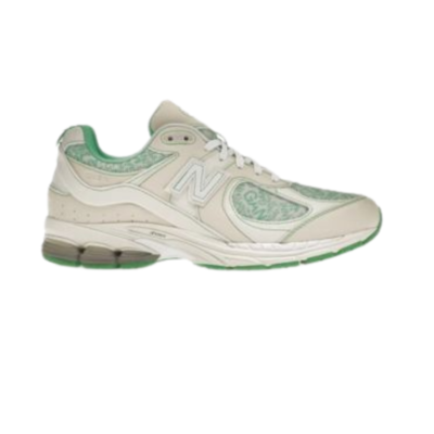 New Balance 2002R White/Green - Retro Style & Modern Comfort