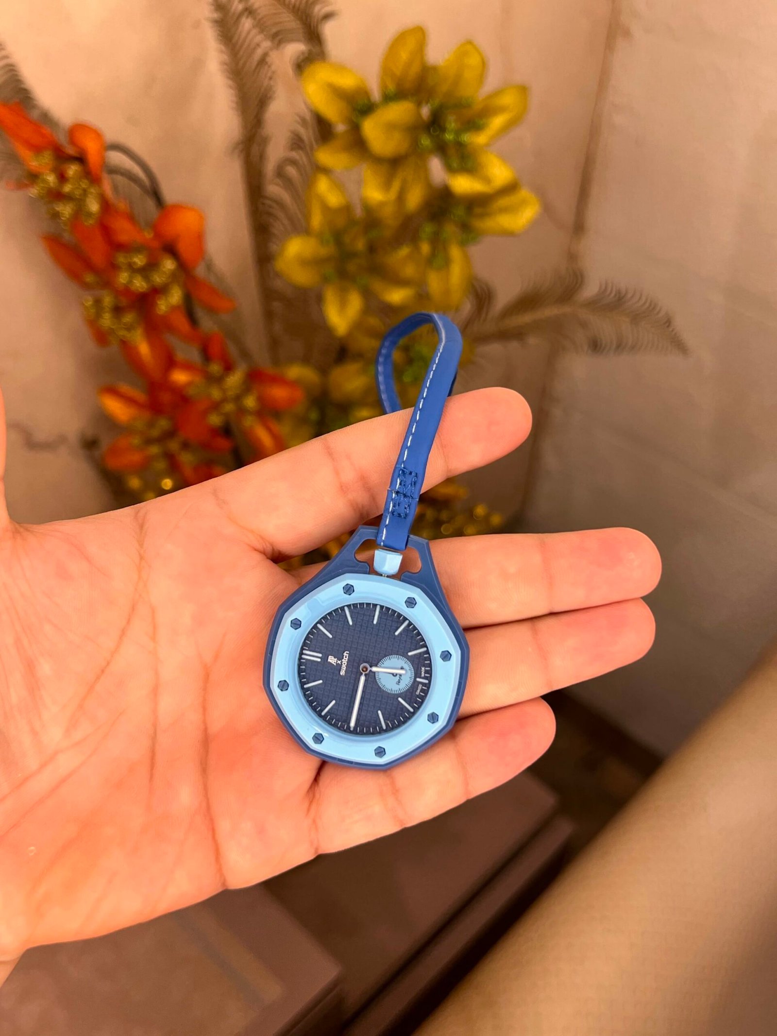 AP X SWATCH ROYAL POP WITH BOX 002