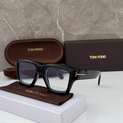 TOM FORD SUNGLASS WITH ORIGINAL BOX 0006