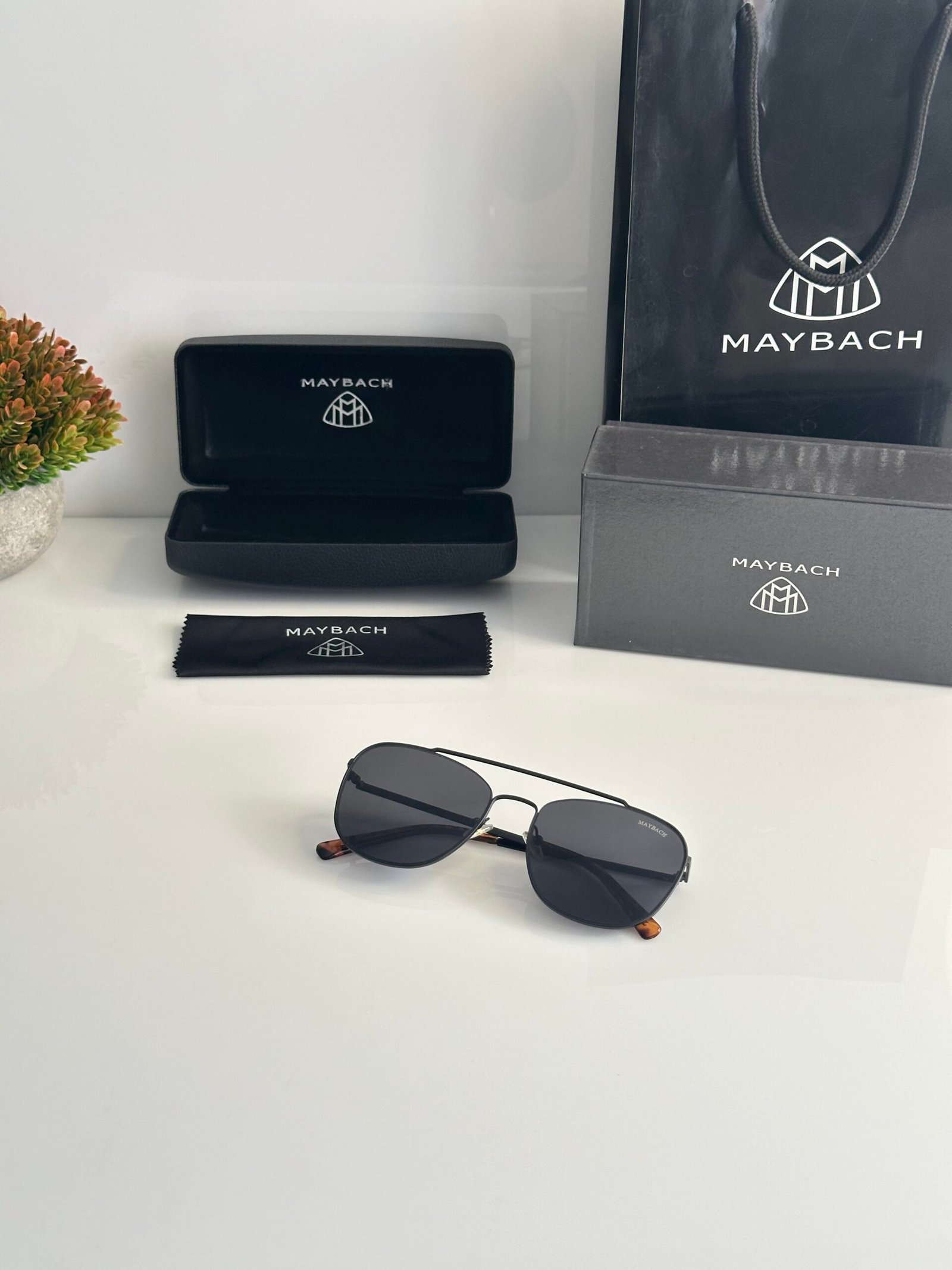Maybach Z087 Black - Image 4