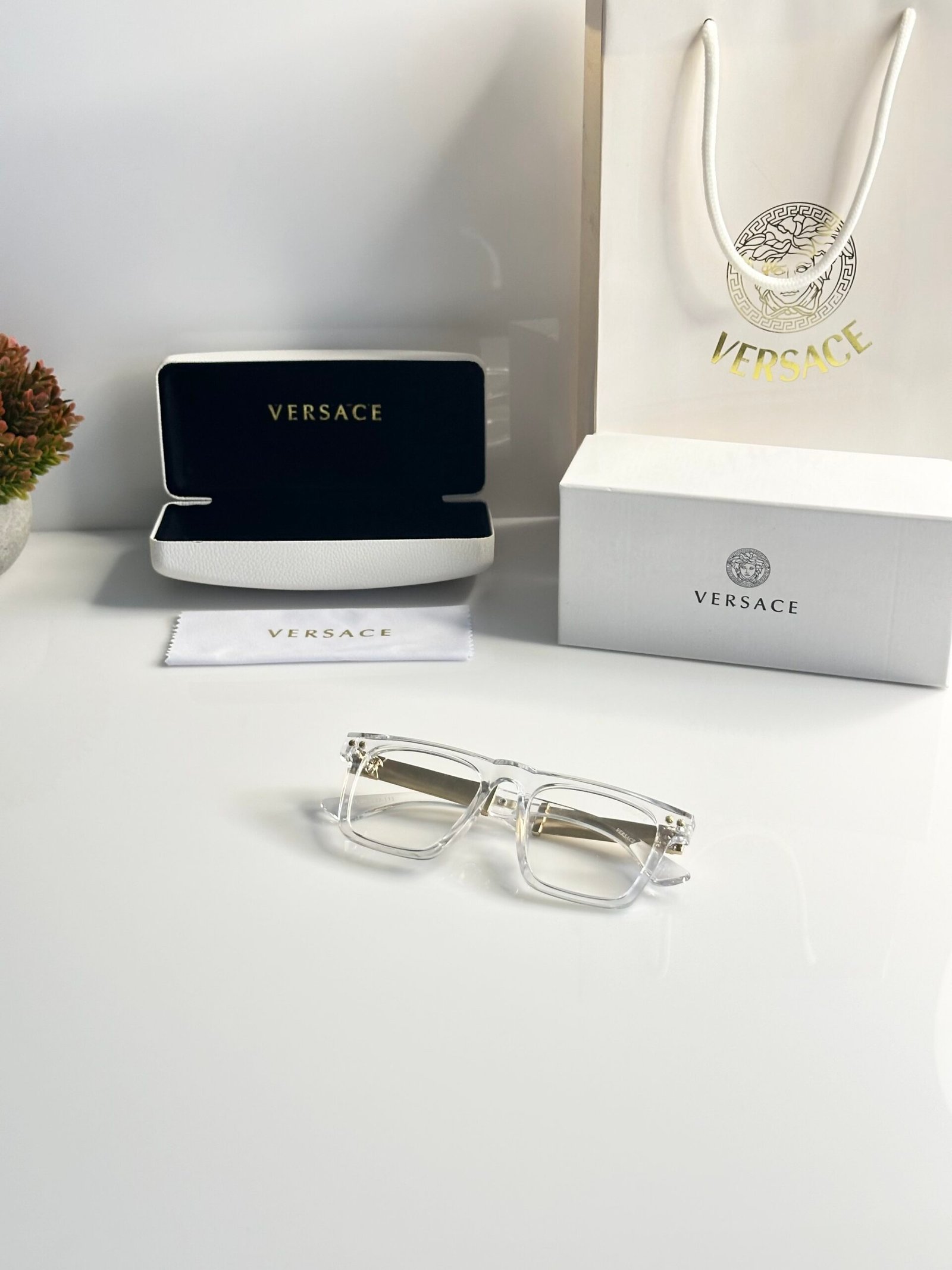 Versace 1911 Gold Water Day - Image 4
