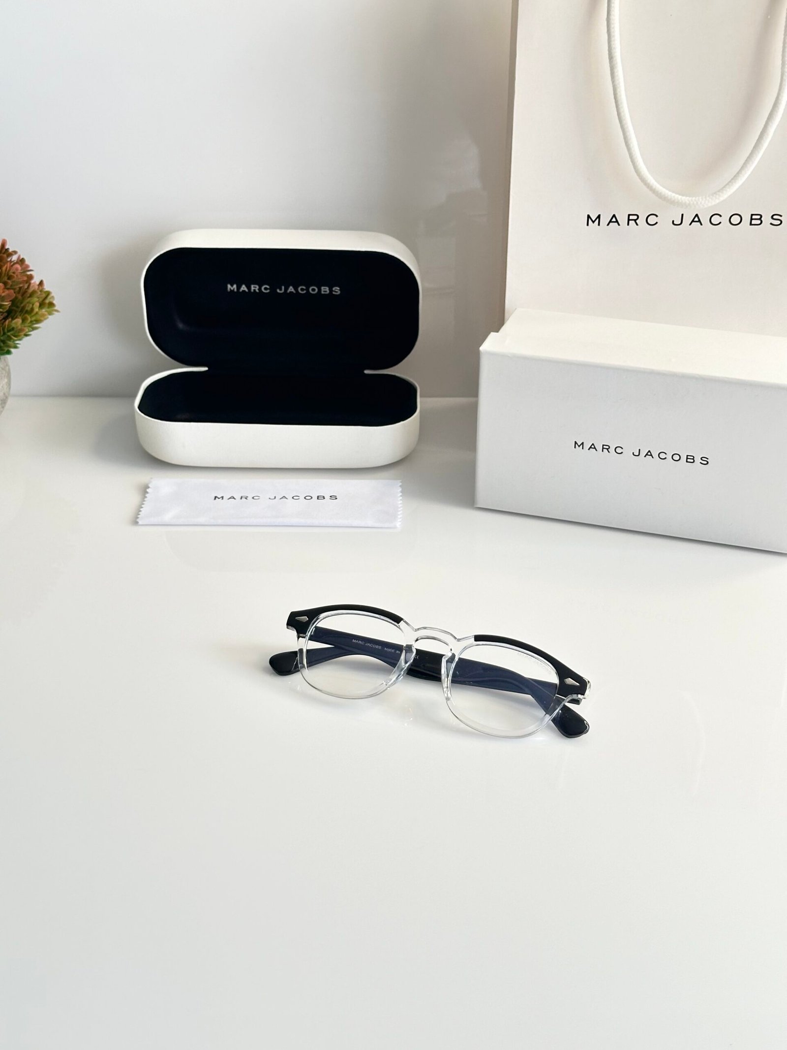 Marc Jacobs 3019 Water Day - Image 4