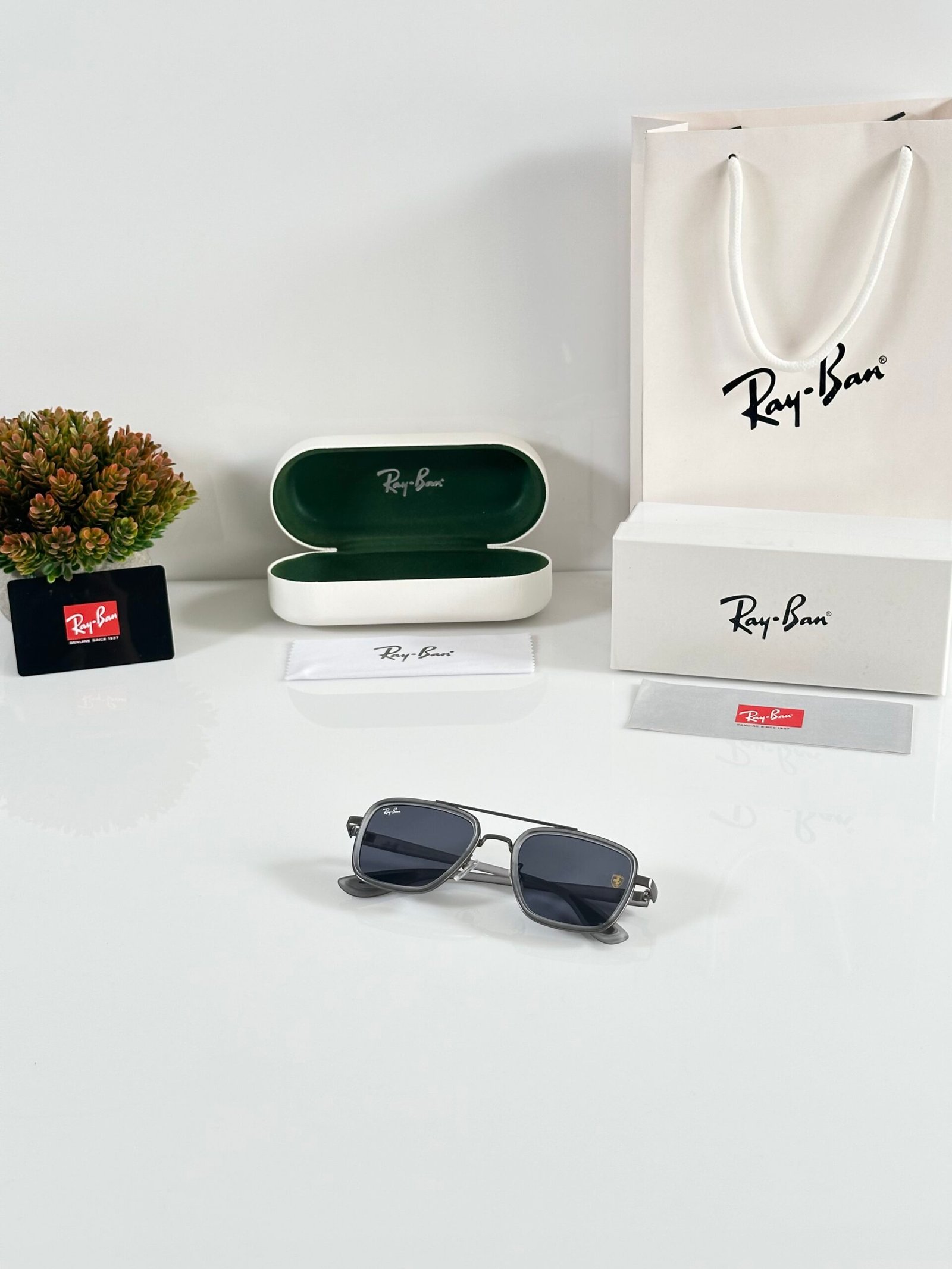 Rayban 06 Grey - Image 4