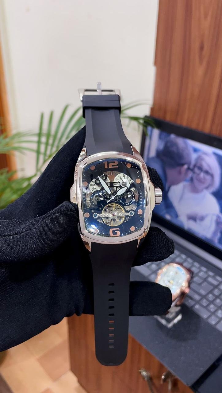 Corum Cup Challenge Calendar Automatic Silver - Image 2