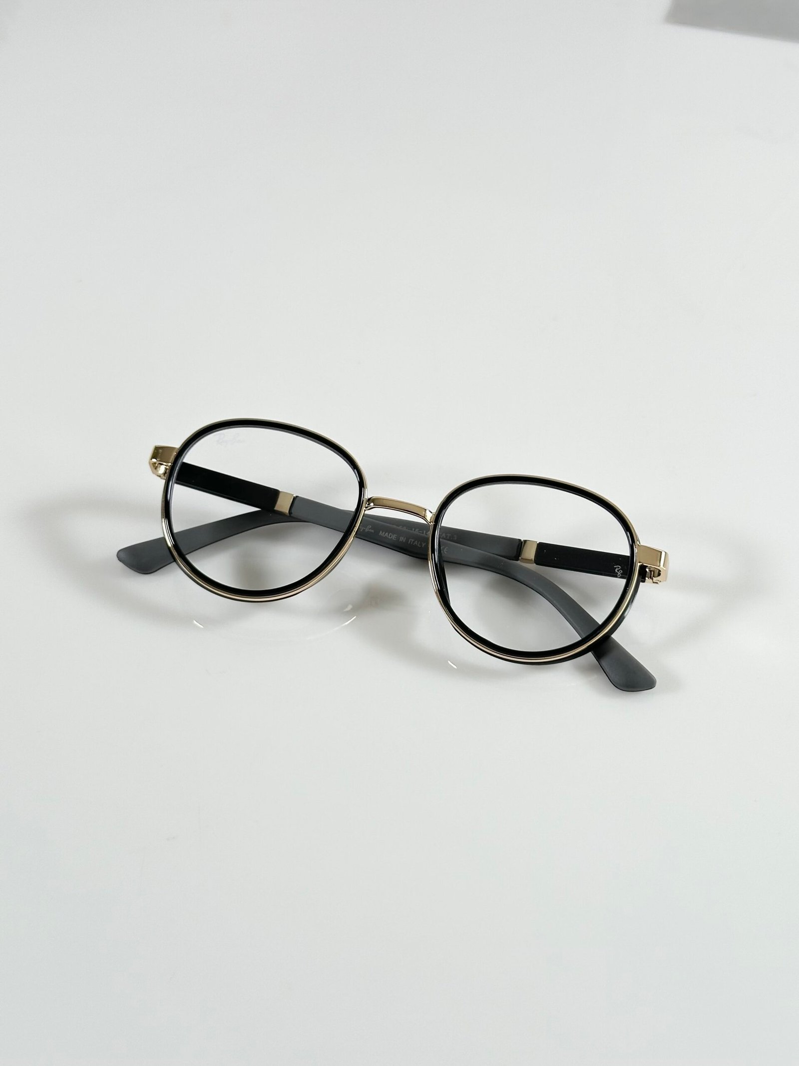 Rayban 24002 Gold Frame - Image 3