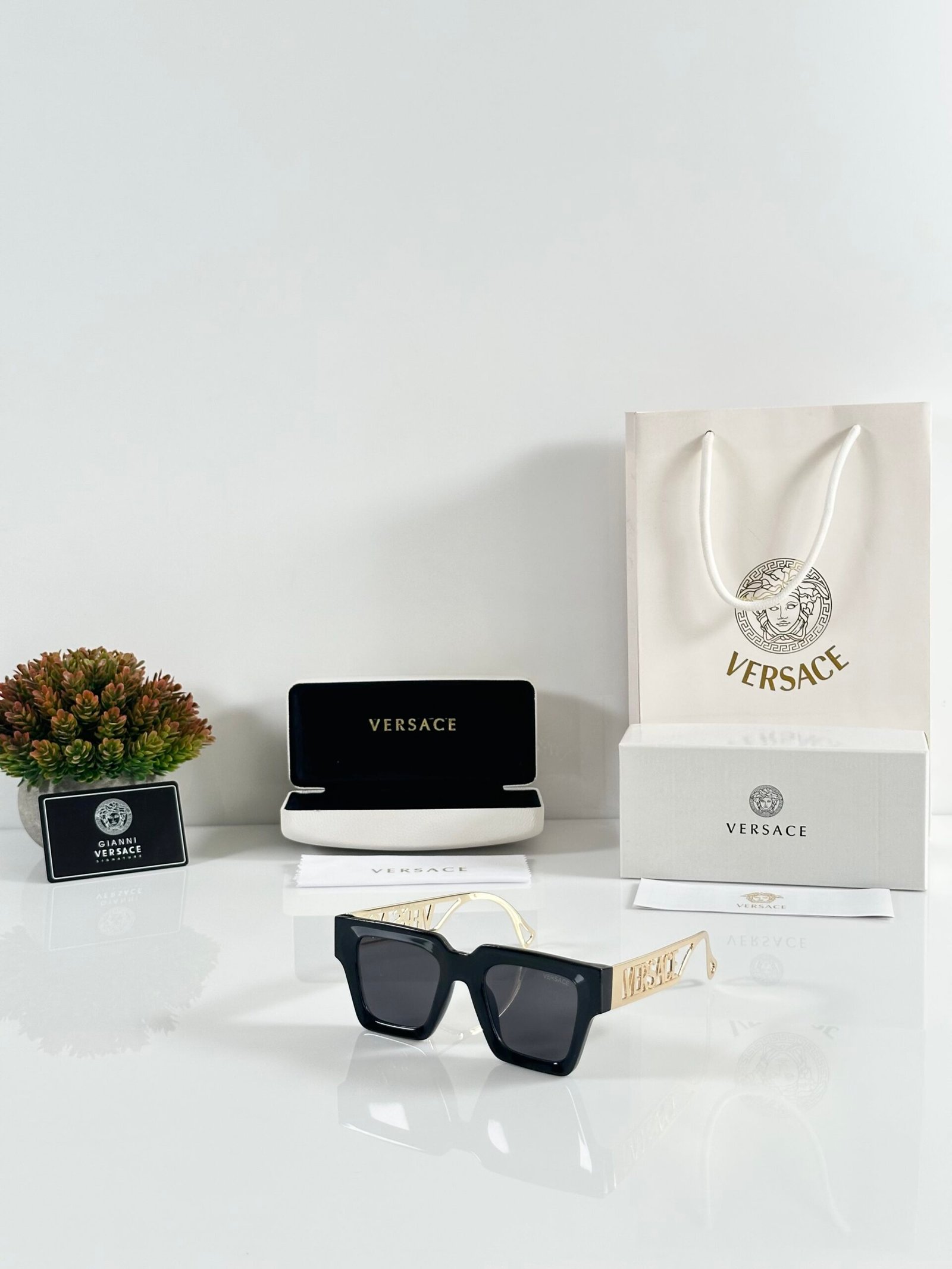 Versace 8800 Gold Black