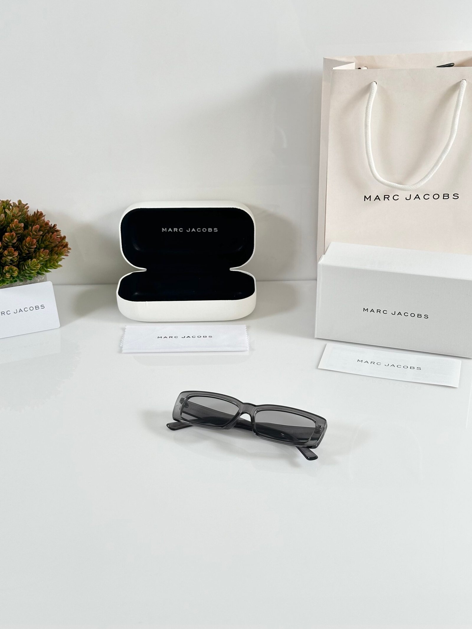 Marc Jacobs 9180 Grey - Image 4