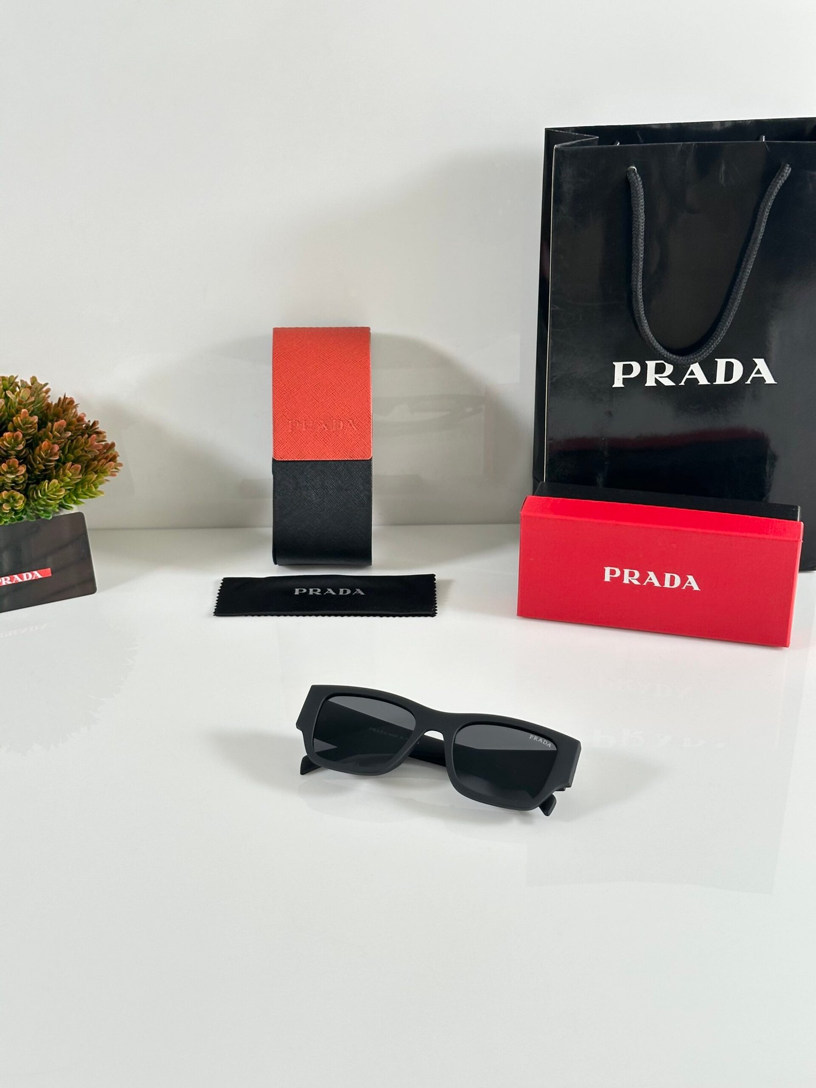 Prada_10_Mate_Black - Image 4