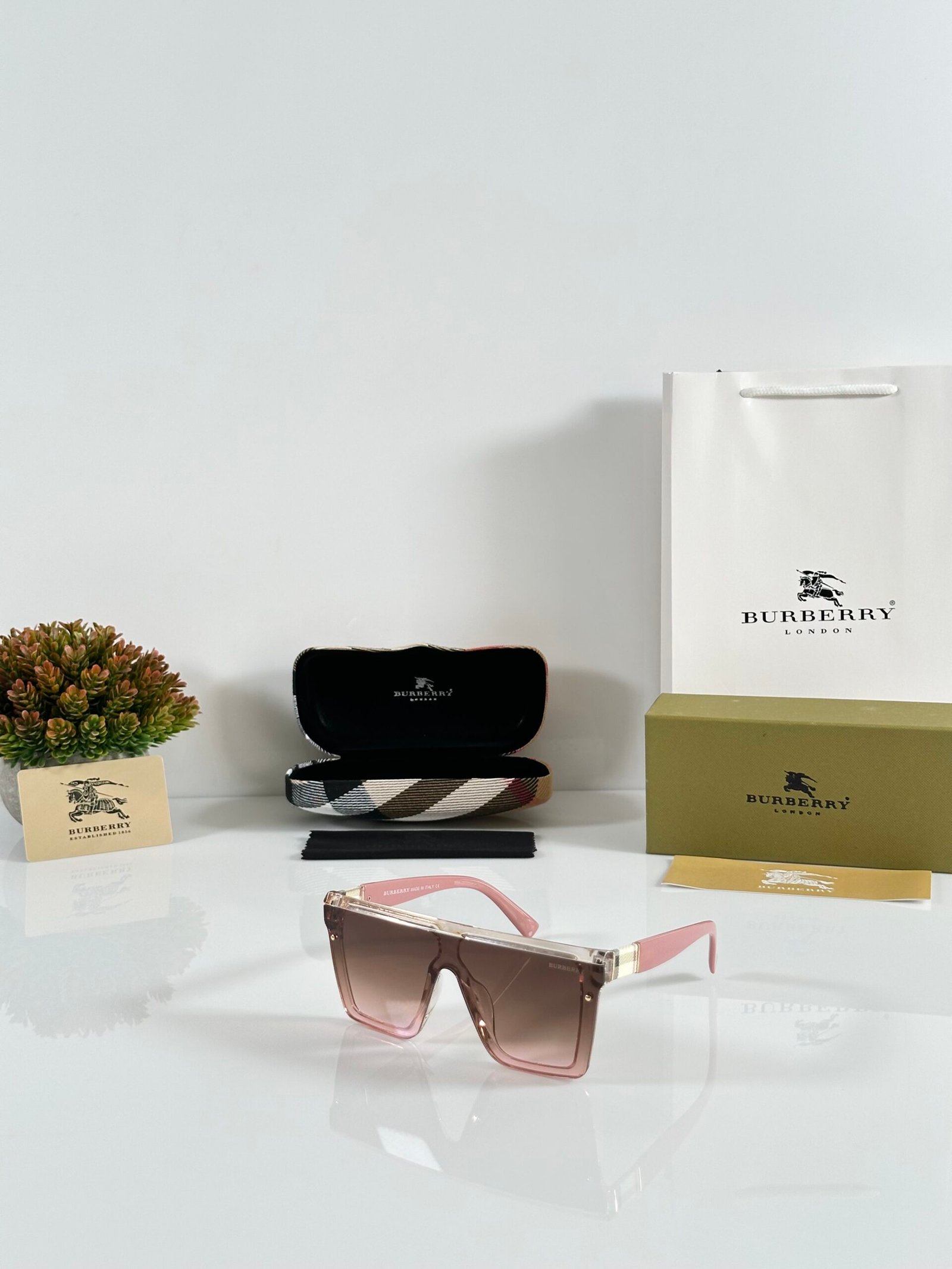 Burberry_4231_Pink
