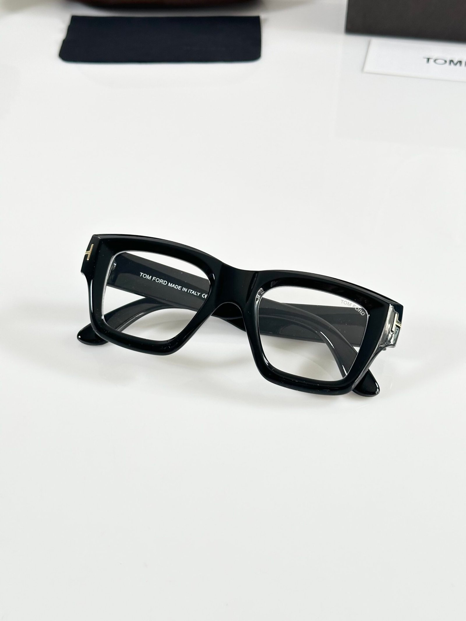Tomford 184 Black Frame - Image 3