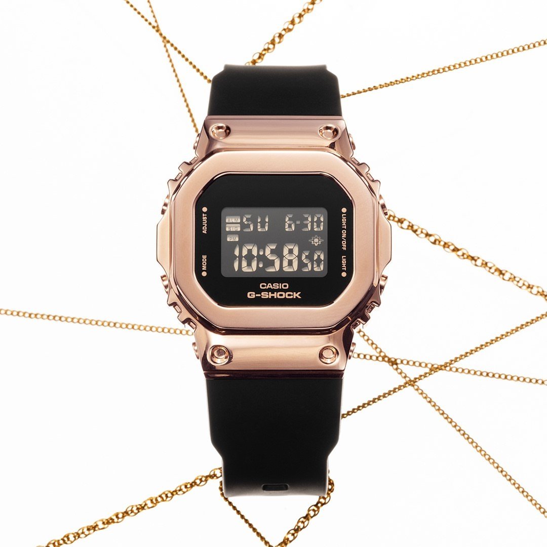 Casio g shock gms5600