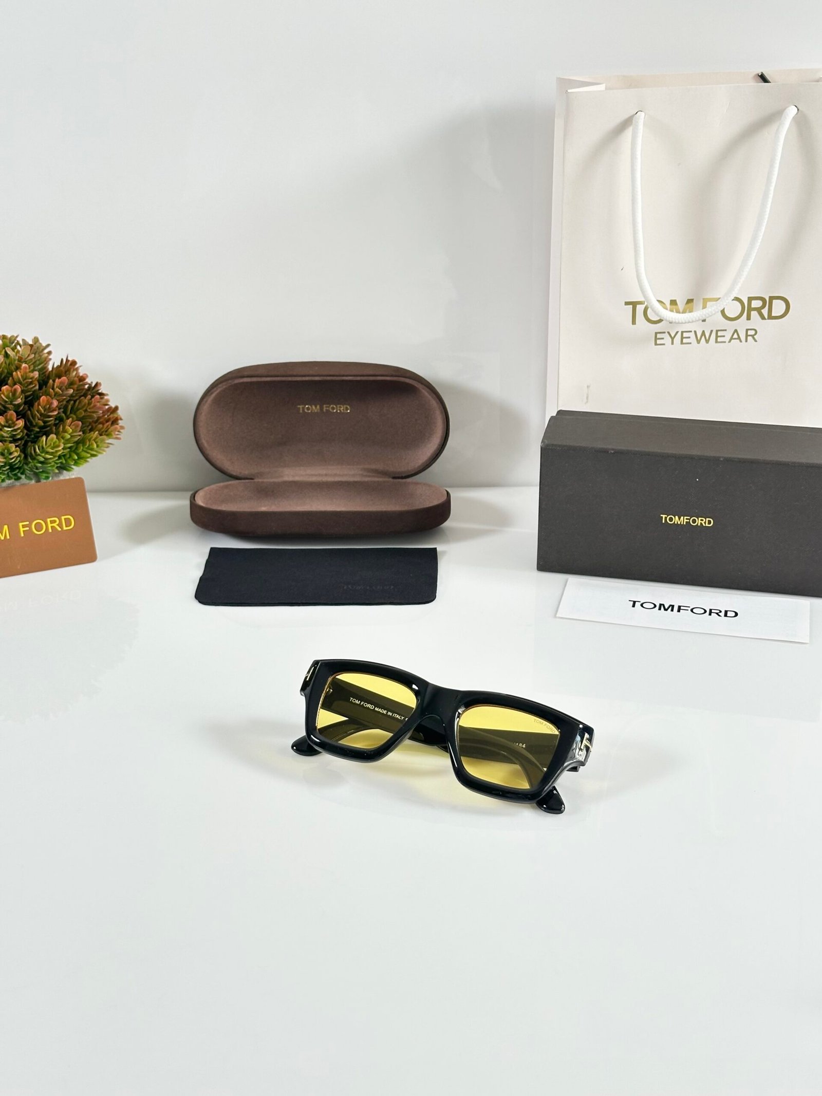 Tomford 184 Black Yellow - Image 4