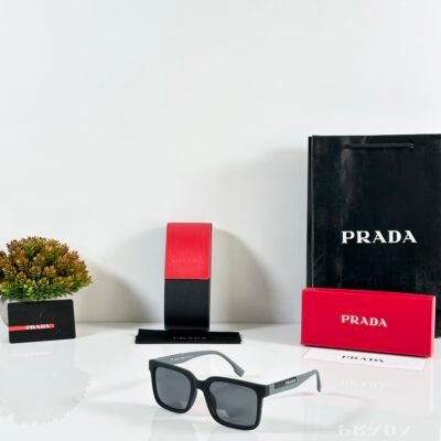 Prada_26_Black_Grey