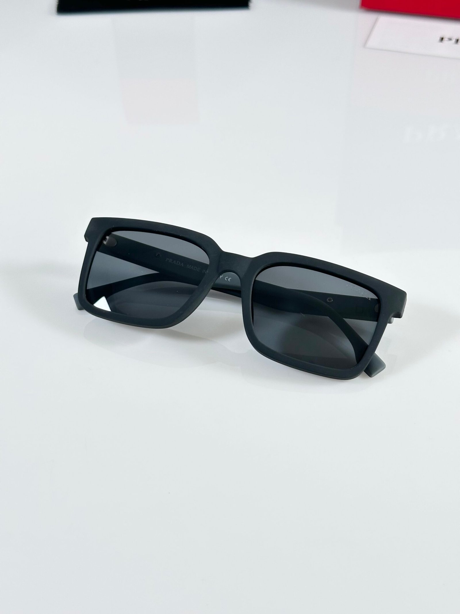 Prada_26_Black_Grey - Image 3