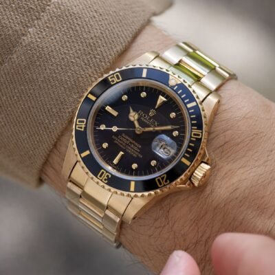 Role_x Oyster Perpetual Submarine Gold-Black