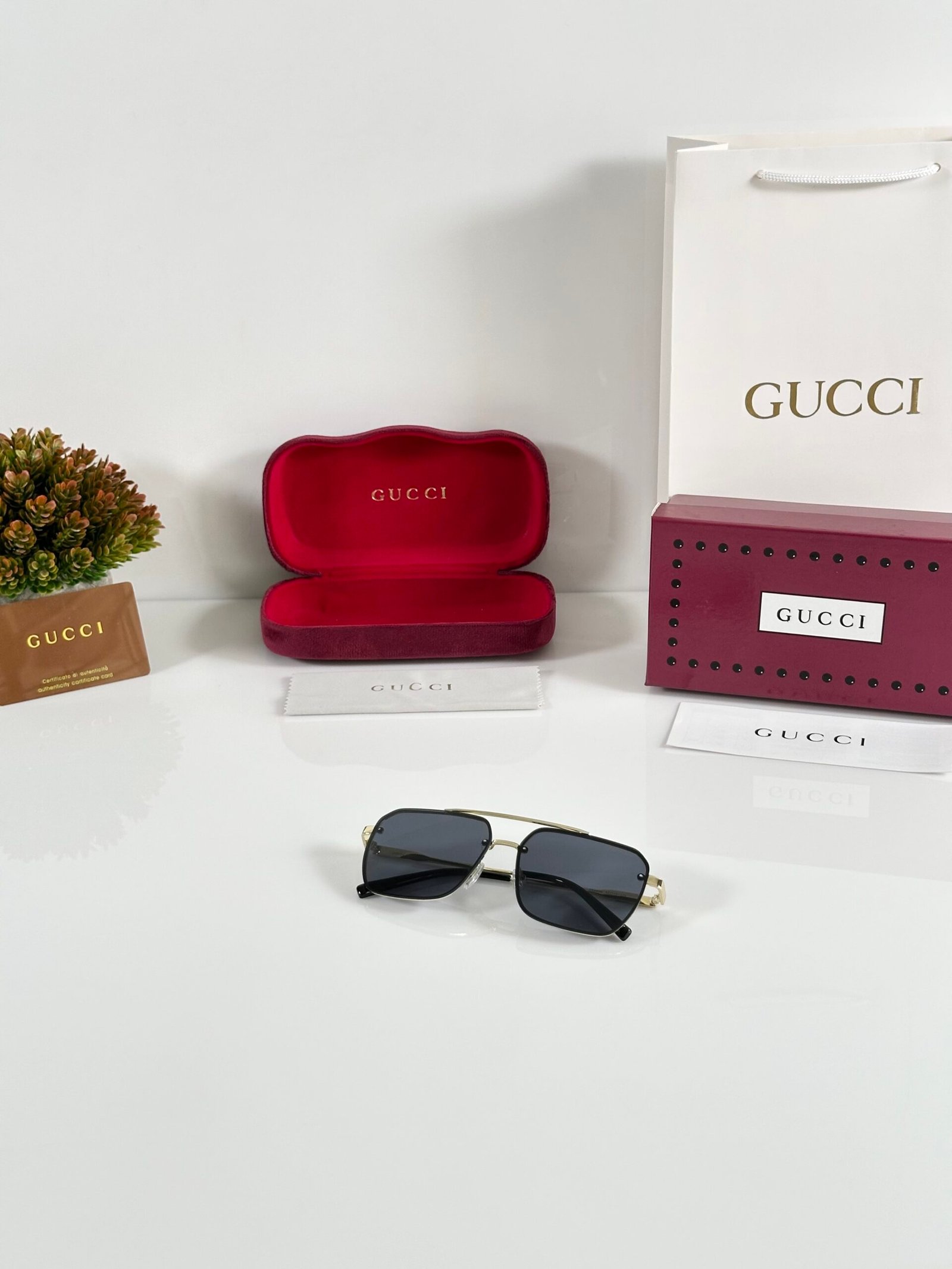 Gucci_6009_Gold_Black - Image 4