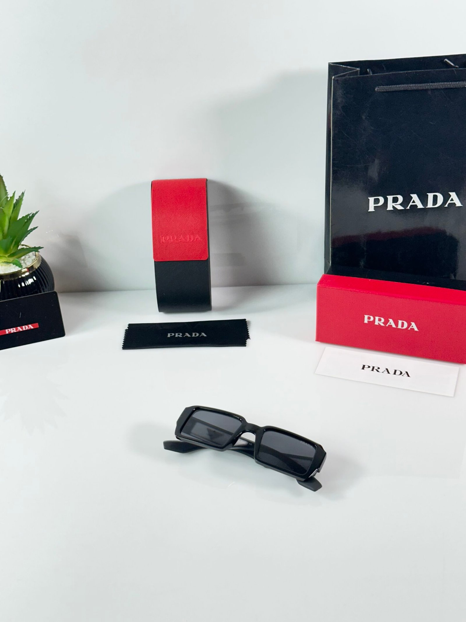 Prada_WMNS_89_Shine_Black - Image 4