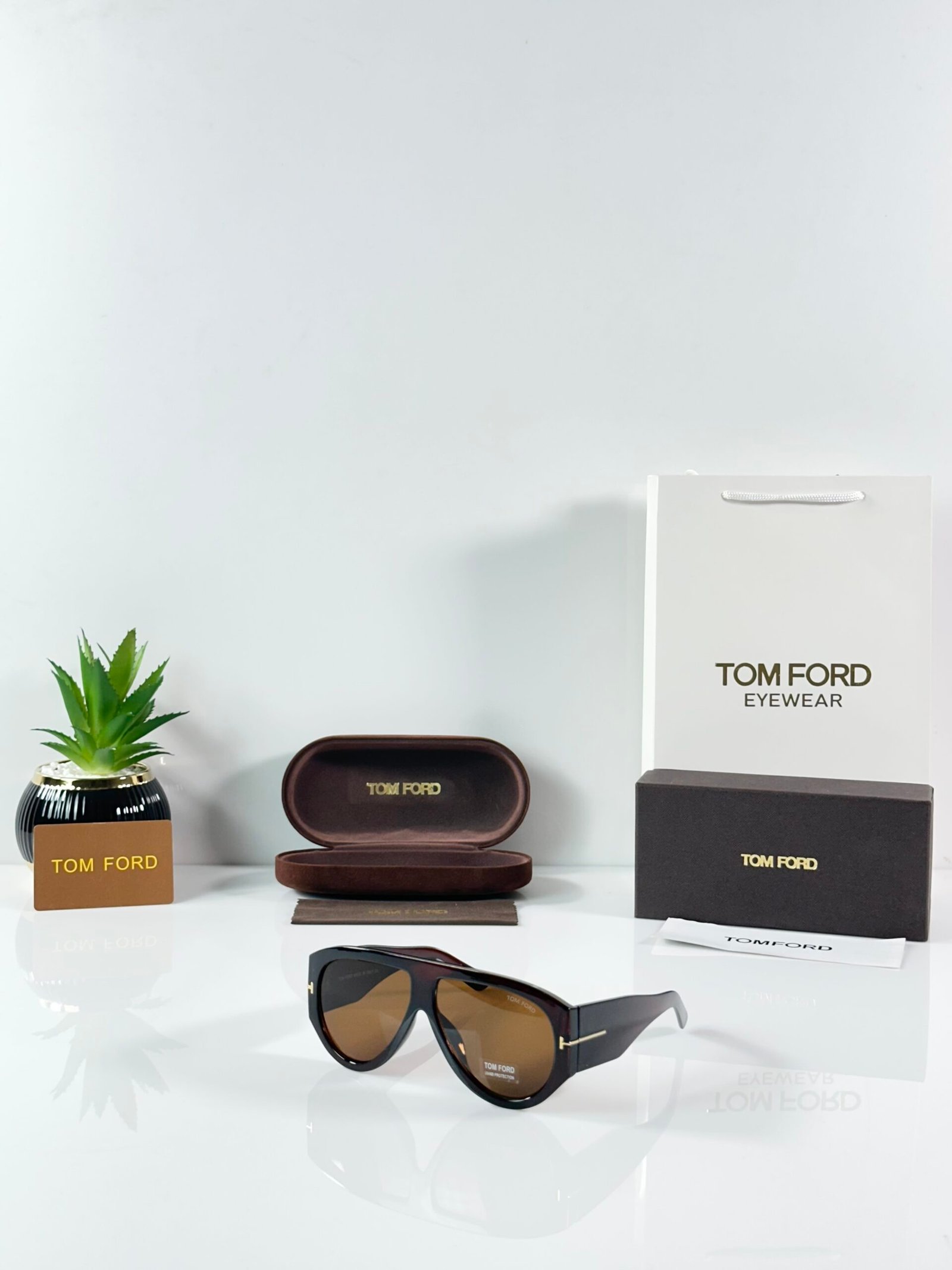 Tomford 9577 Brown