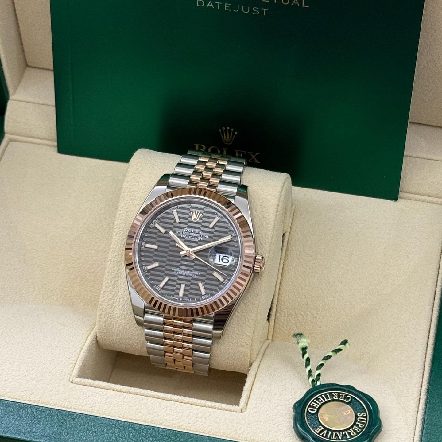 Role_x Oyster Perpetual Date Just 2Ton-Copper-Grey - Image 2