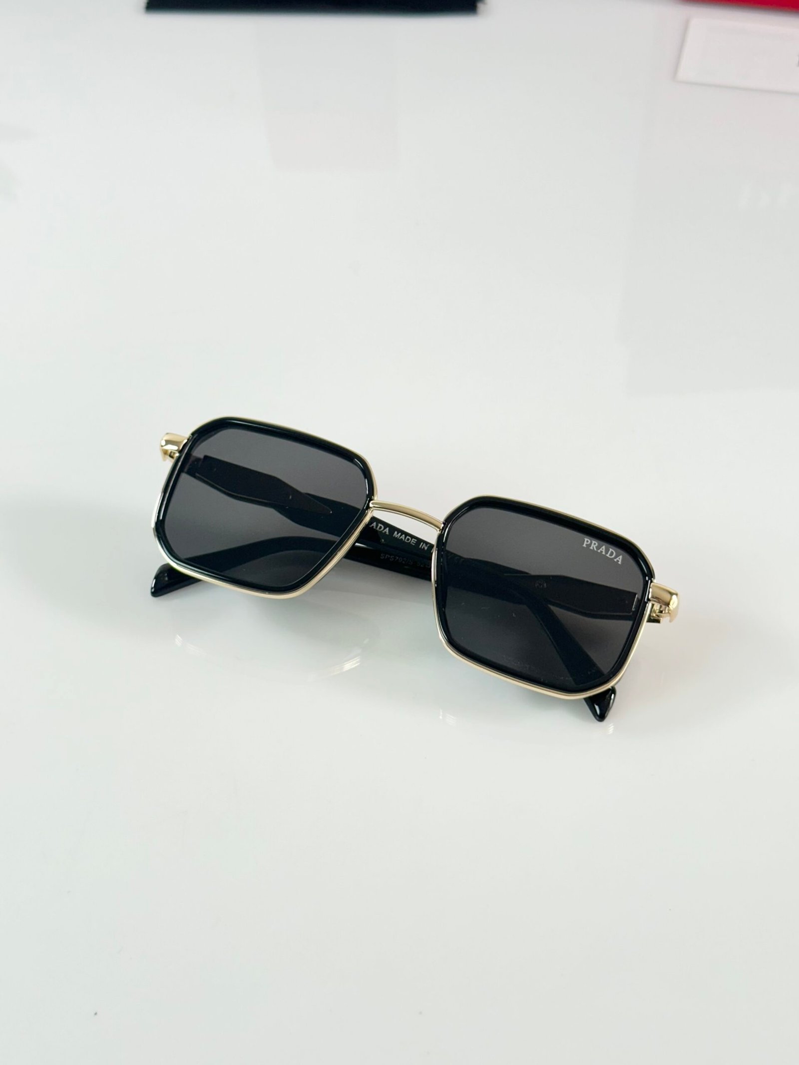 Prada_792_Gold_Black - Image 3