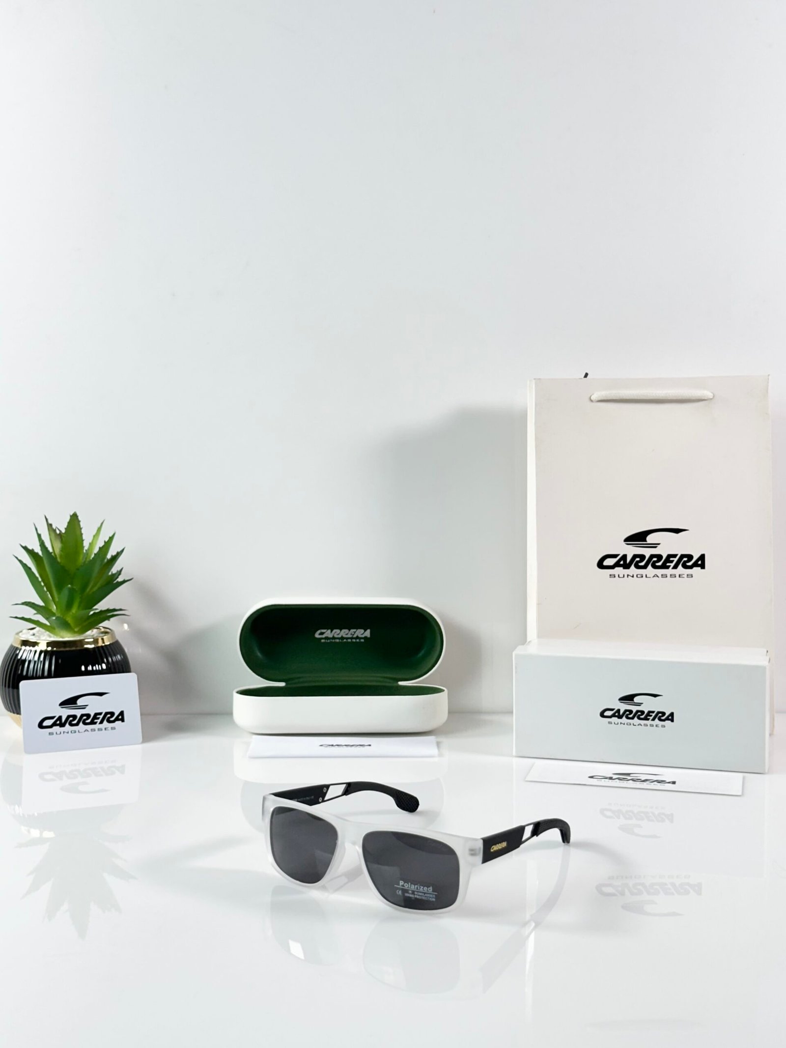 Carrera 01 Ice Black