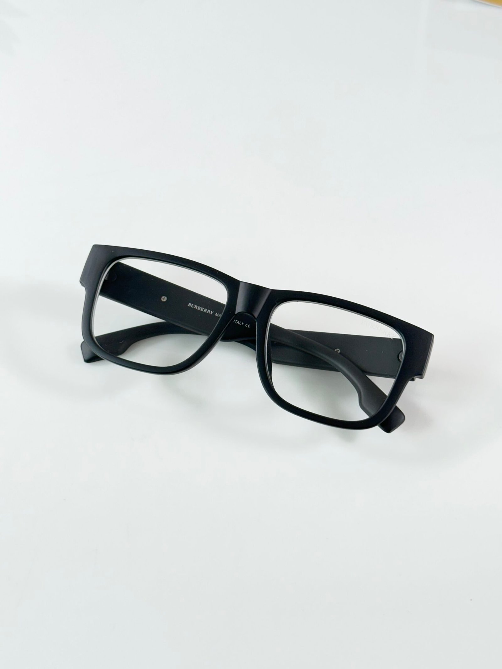 Burberry_4358_Black_Frame - Image 3