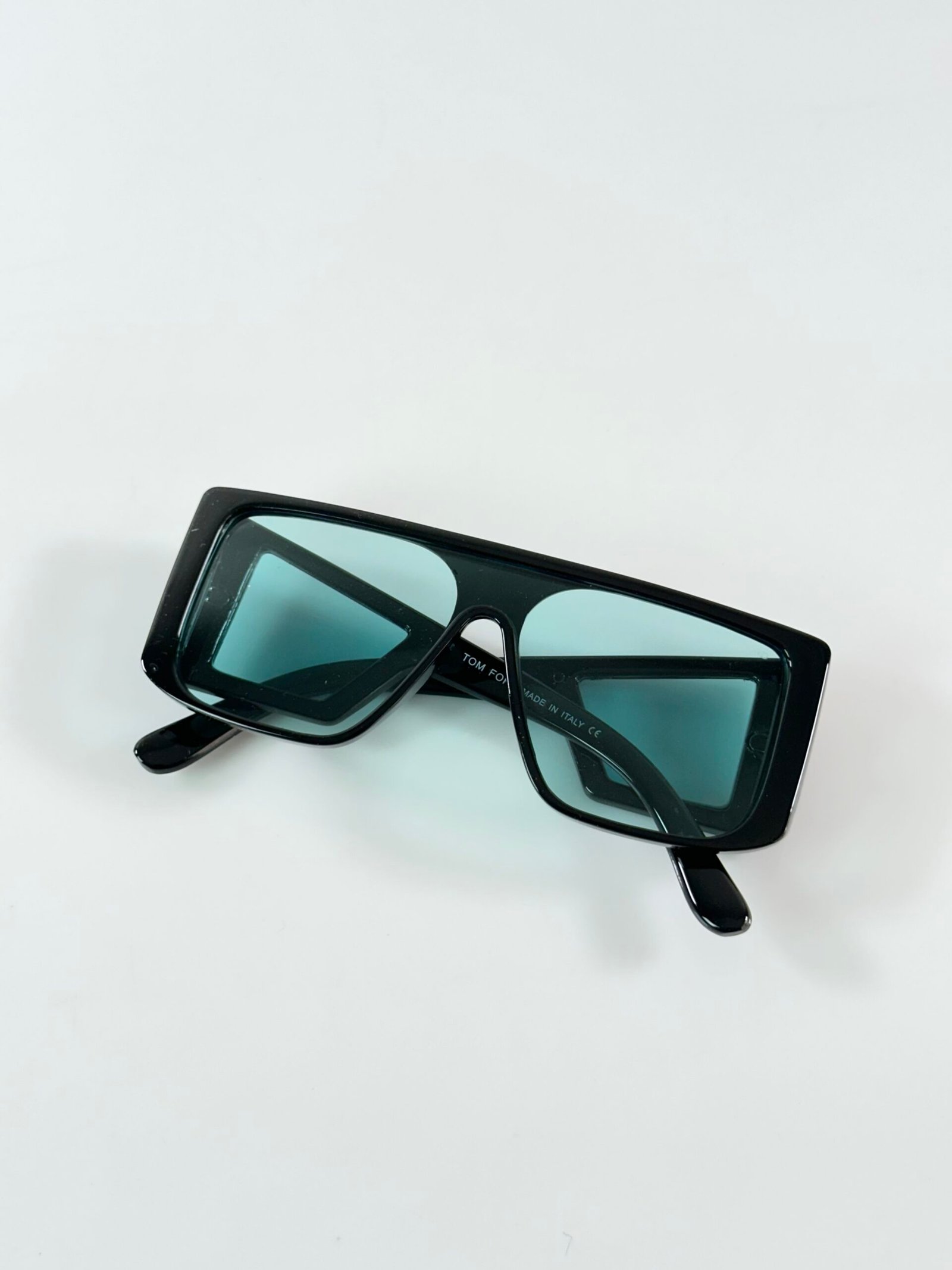 Tomford 0710 Black Sea Green - Image 3