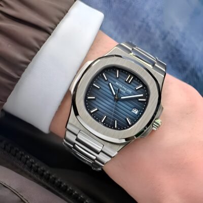 Patek_Philippe Nautilus Quartz silver blue