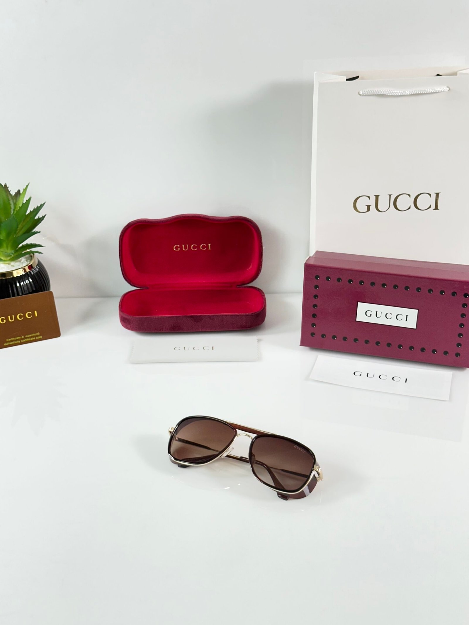 Gucci_6016_Gold_Brown - Image 4