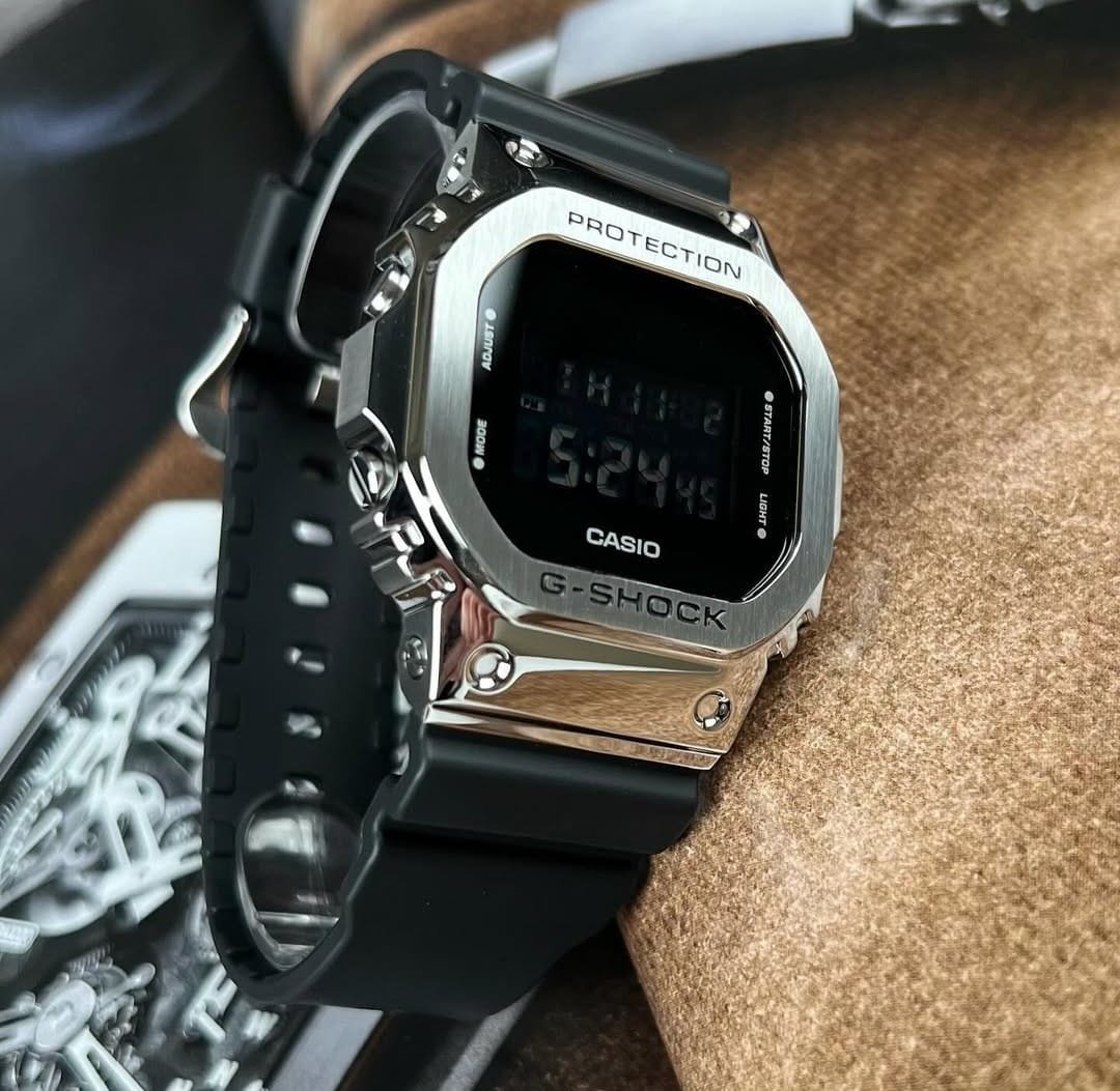 Casio g shock gms5600 - Image 5