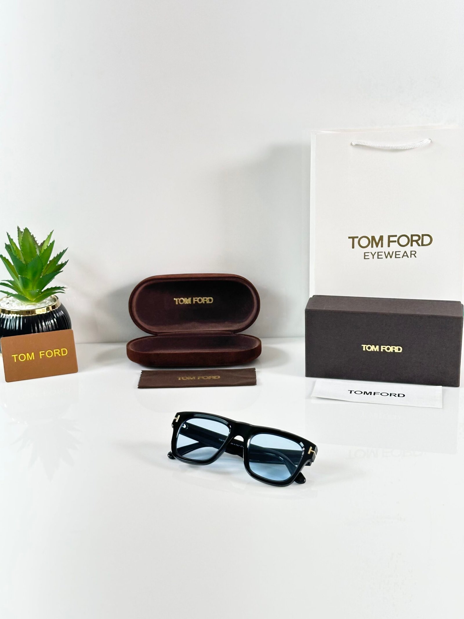 Tomford 259 Black Blue - Image 4