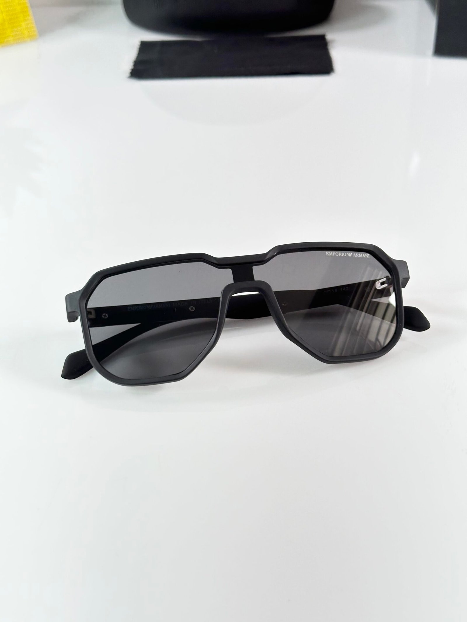 Emporio_Armani_219_Full_Black - Image 3