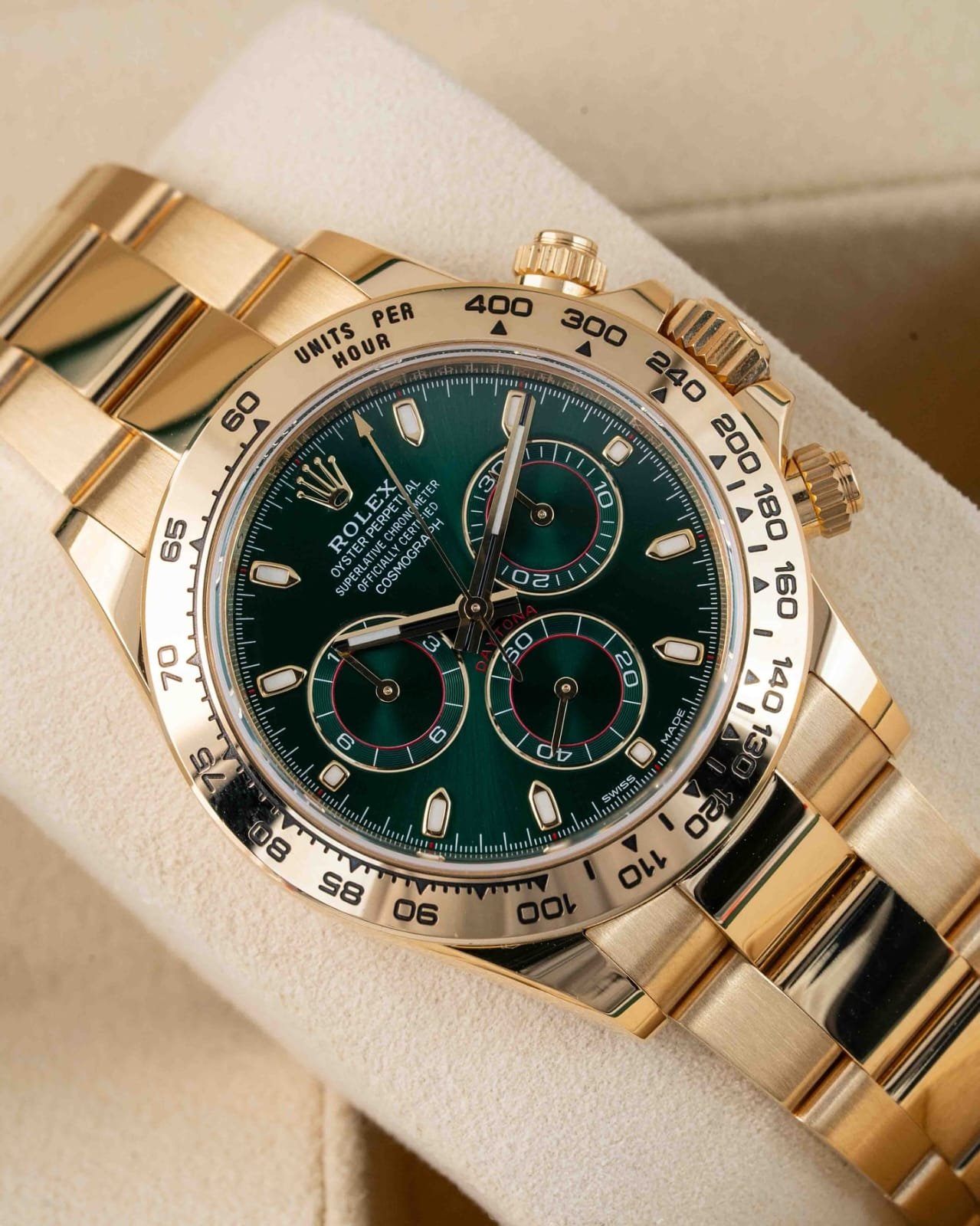 Role_x Oyster Perpetual Daytona Chosmograph Gold-Green - Image 6