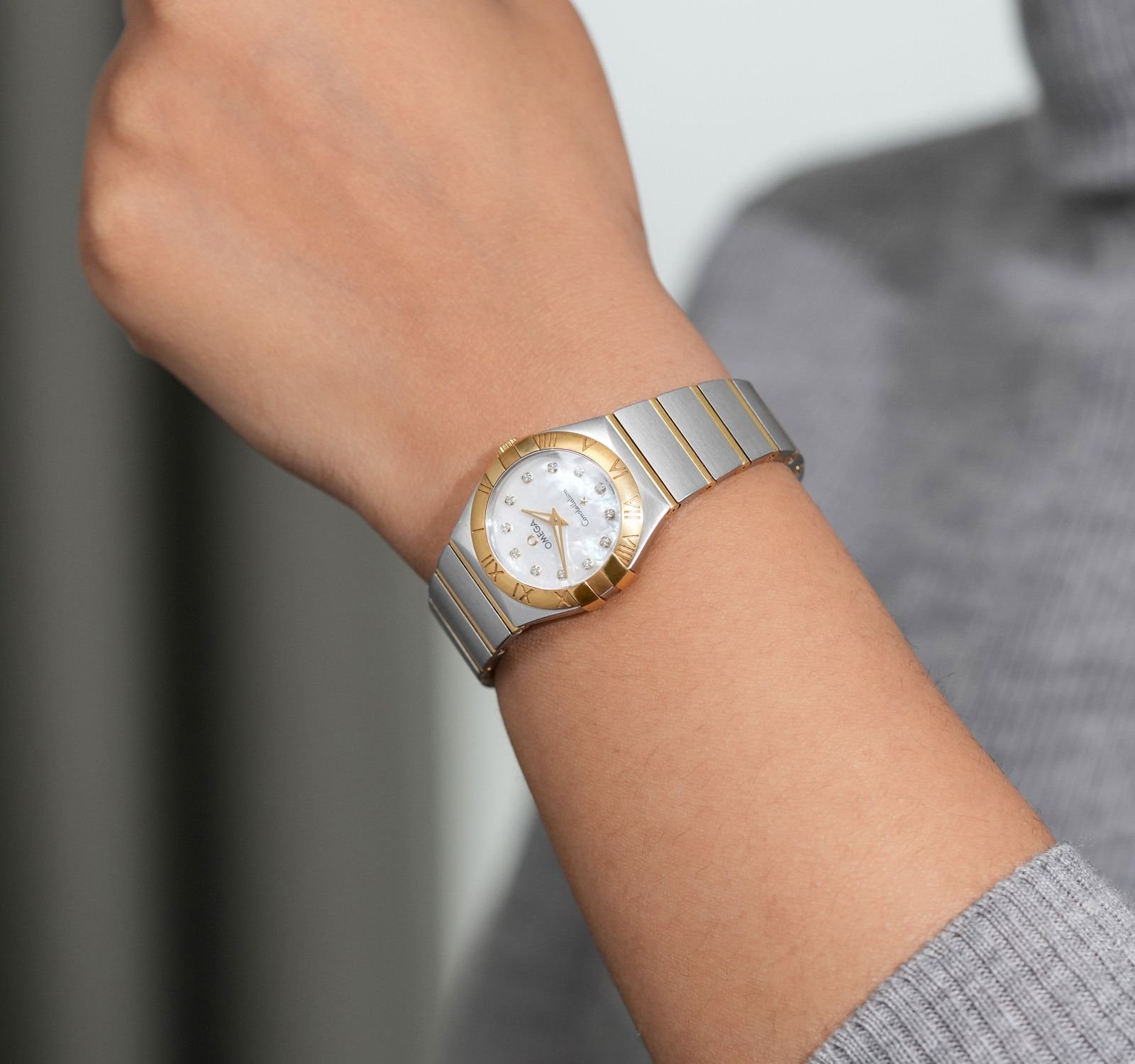 Omeg_a Constellation Sedna 2Ton-Gold-White Womens - Image 4