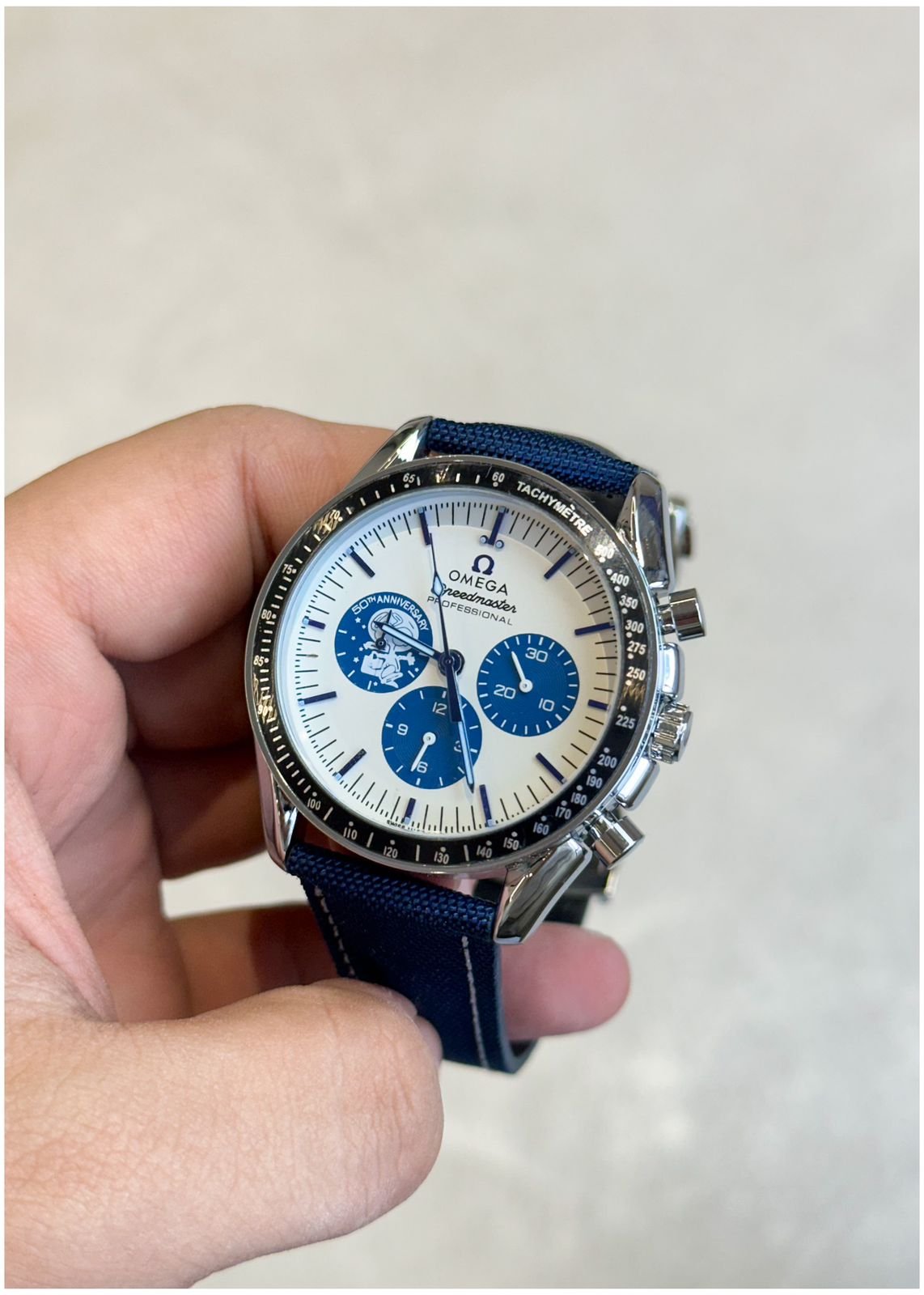 Omeg_a Speedmaster Silver Snoopy - Image 5