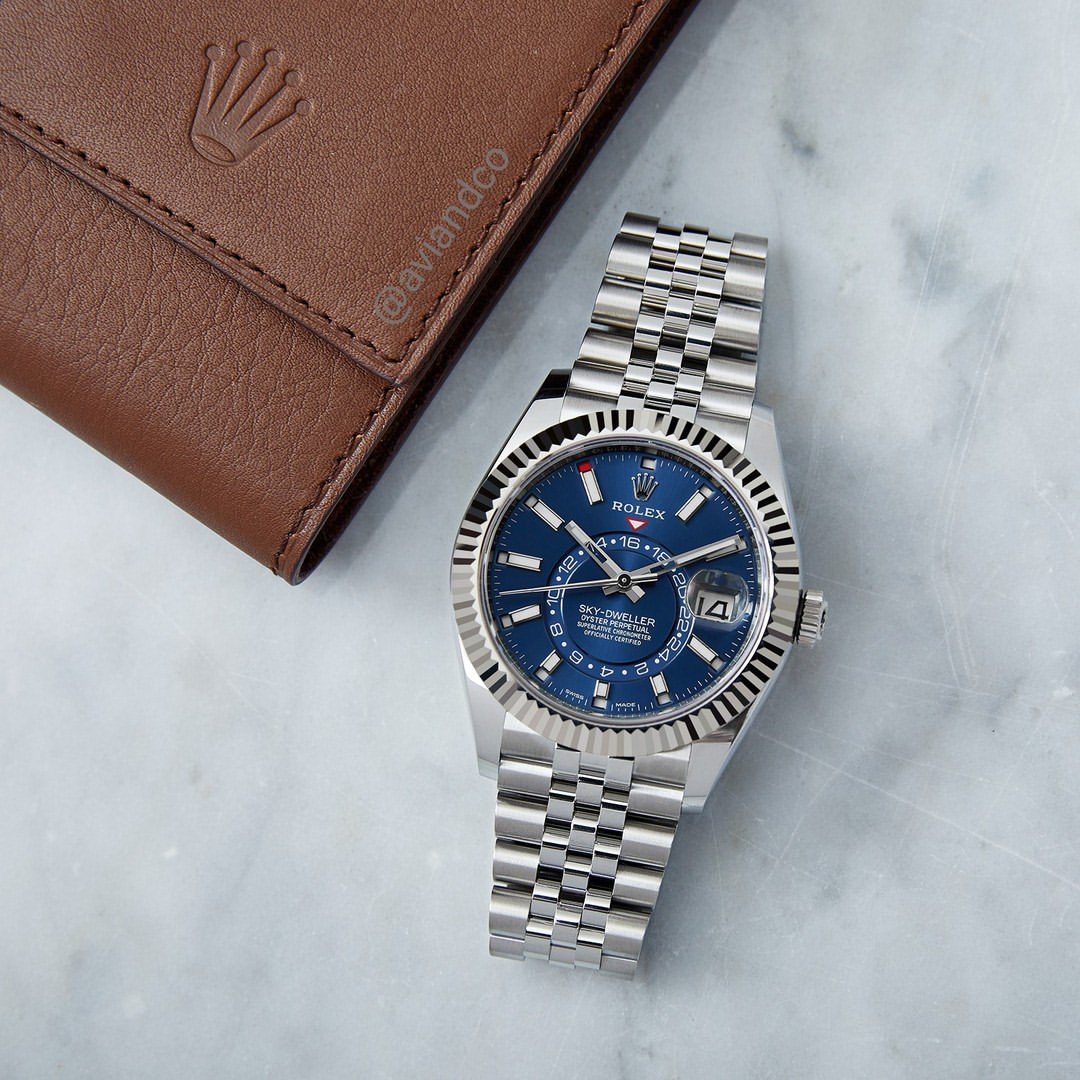 Role_x Oyster Perpetual Sky Dweller Silver-Blue - Image 6