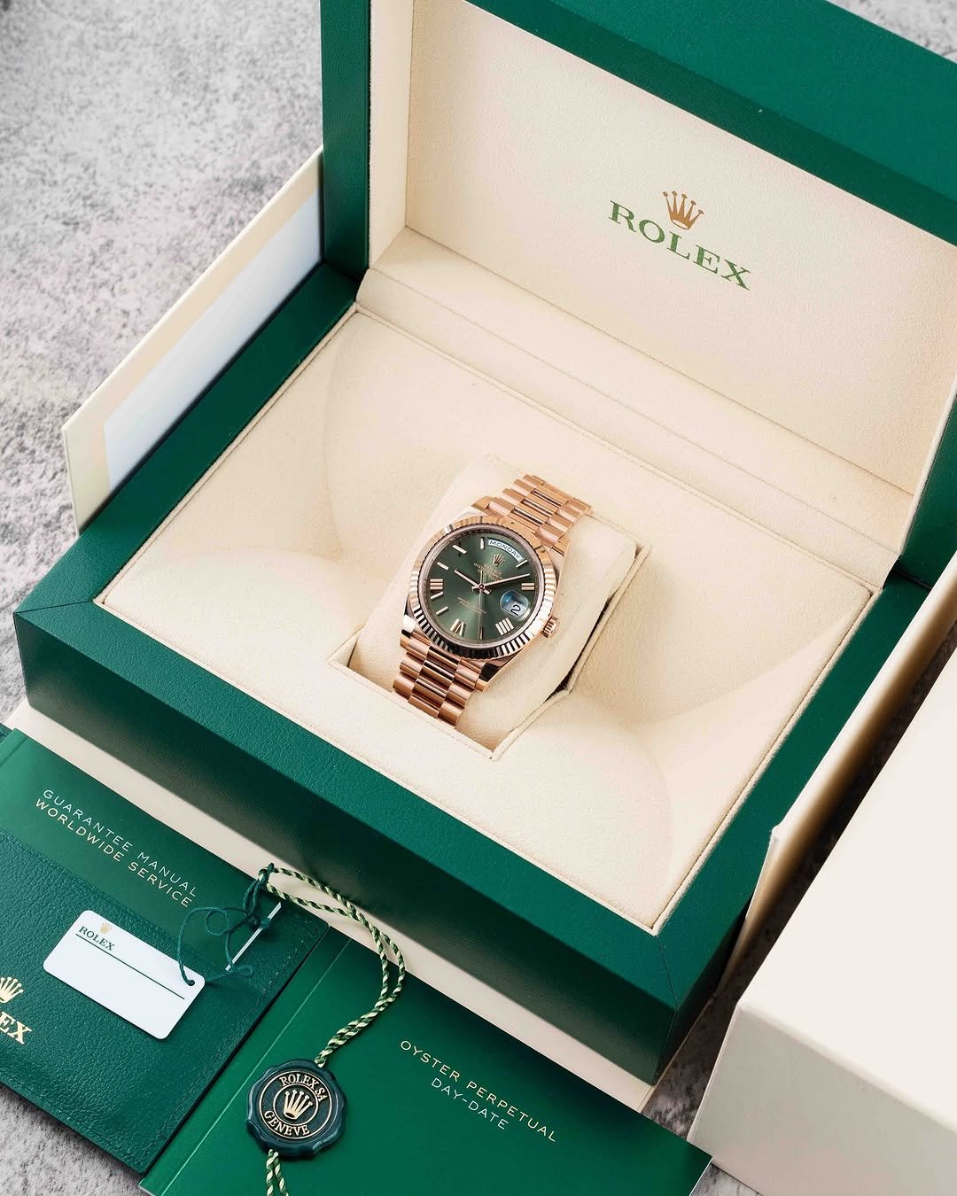 Role_x Oyster Perpetual Day Date Automatic Copper-Green - Image 14
