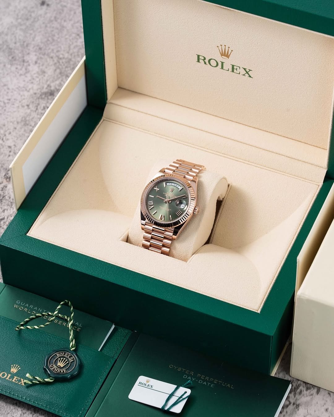 Role_x Oyster Perpetual Day Date Automatic Copper-Green - Image 7