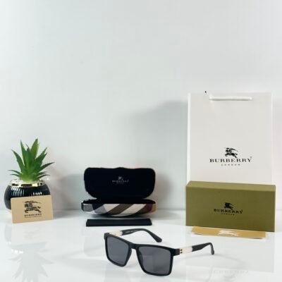 Burberry_8233_Mate_Black