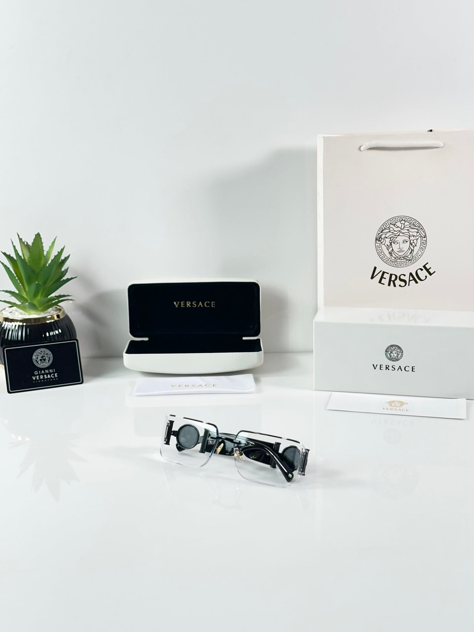 Versace 6772 Black Day - Image 4