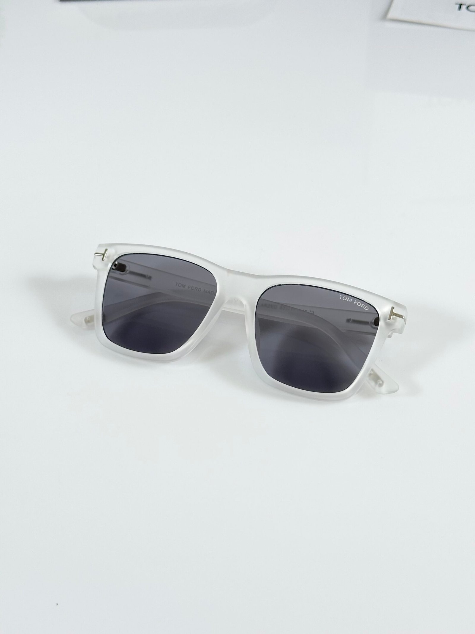 Tomford 395 Ice Black - Image 3