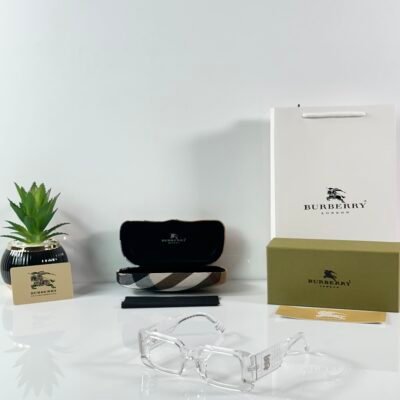 Burberry_WMNS_11089_Water_Day