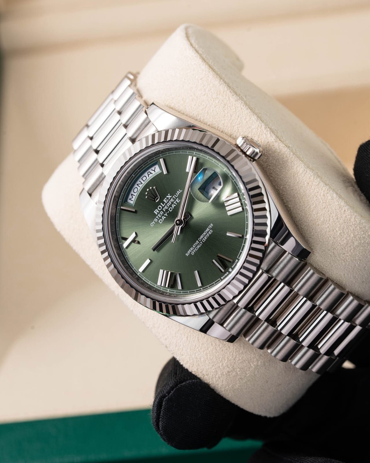 Role_x Oyster Perpetual Day Date 40 Battery Silver-Green - Image 6