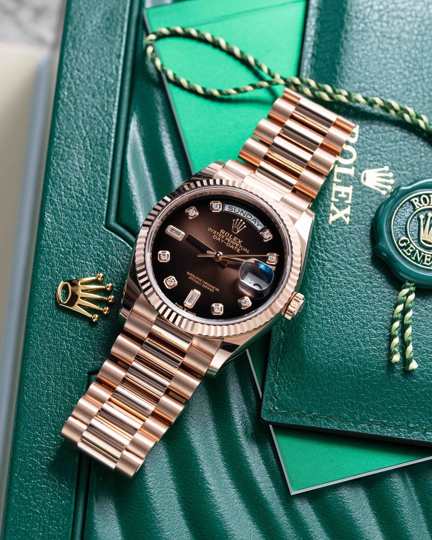 Role_x Oyster Perpetual Day Date Diamond Cooper-Brown 40 Battery - Image 2