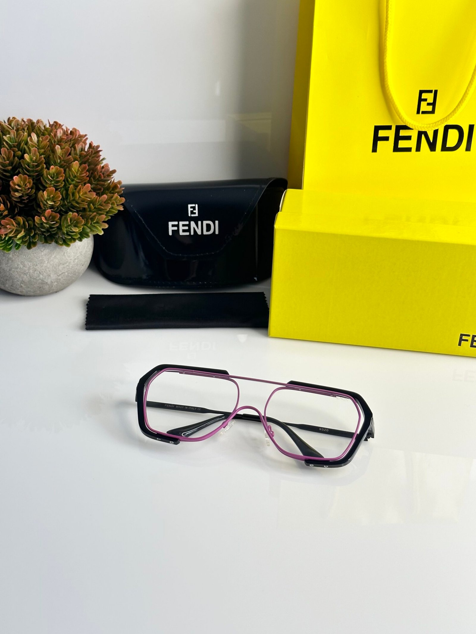 Fendi_9320_Black_Pink_Frame - Image 3