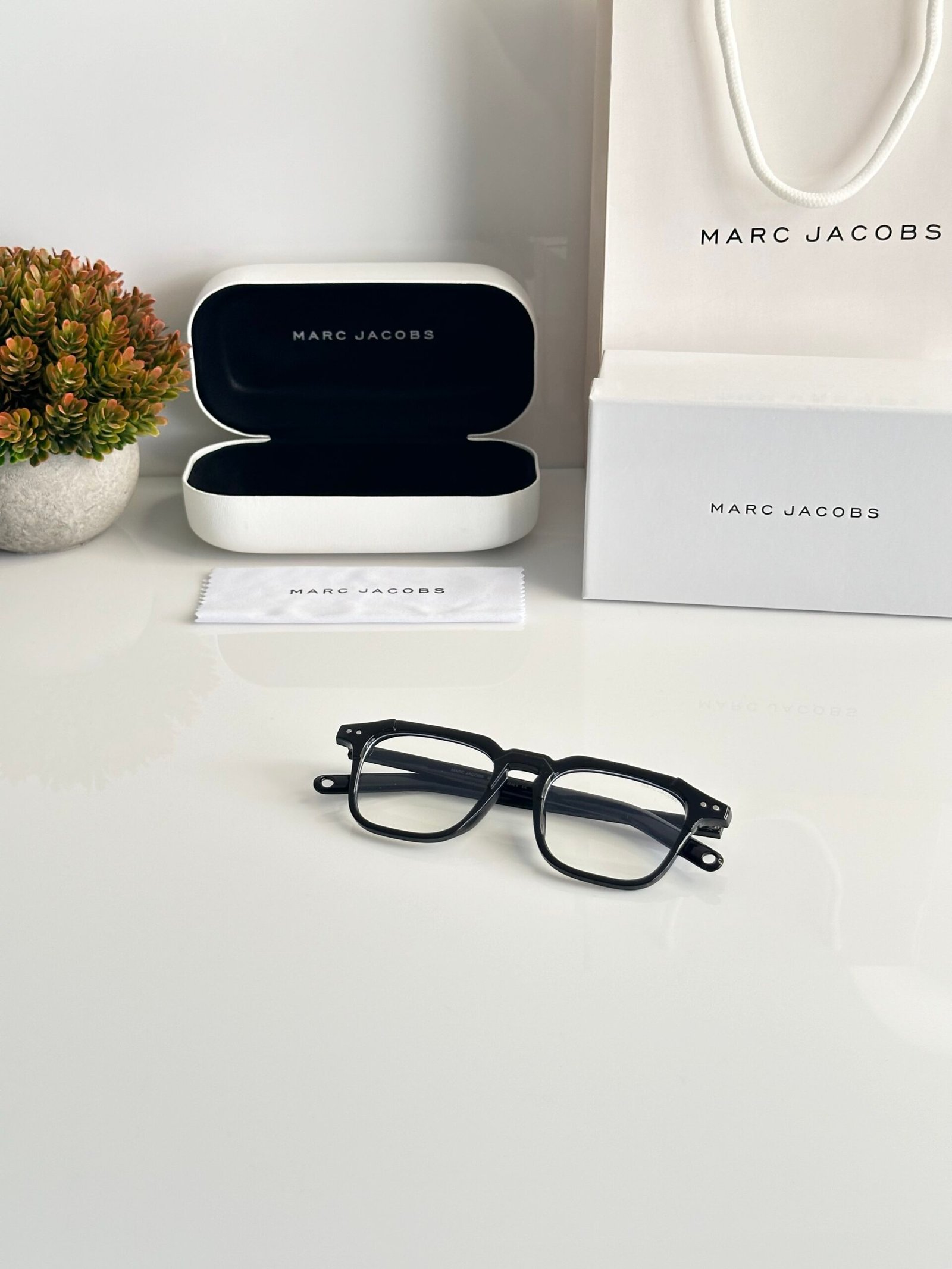 Marc Jacobs 3327 Black Frame - Image 4