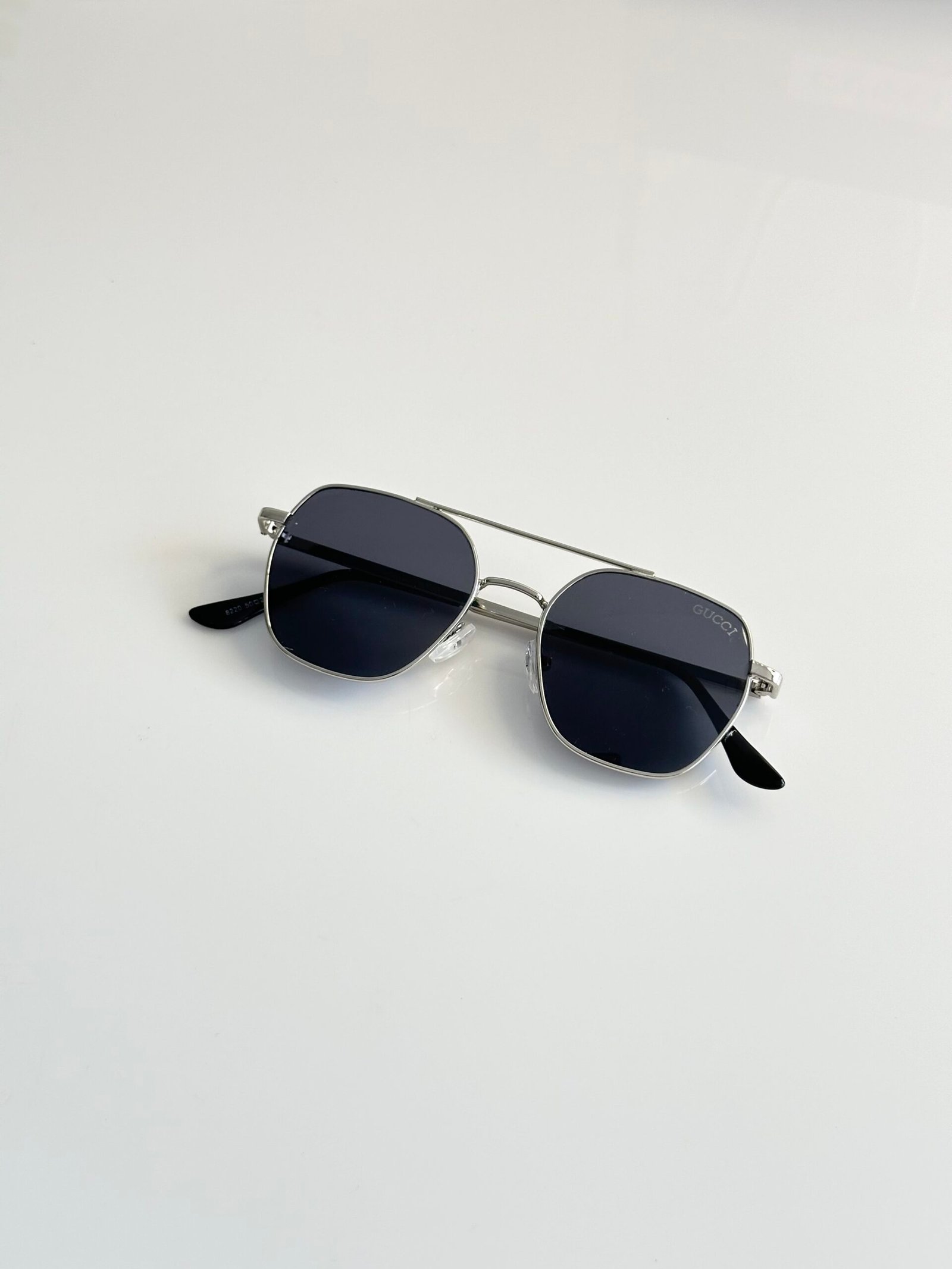 Gucci_8220_Silver_Black - Image 3