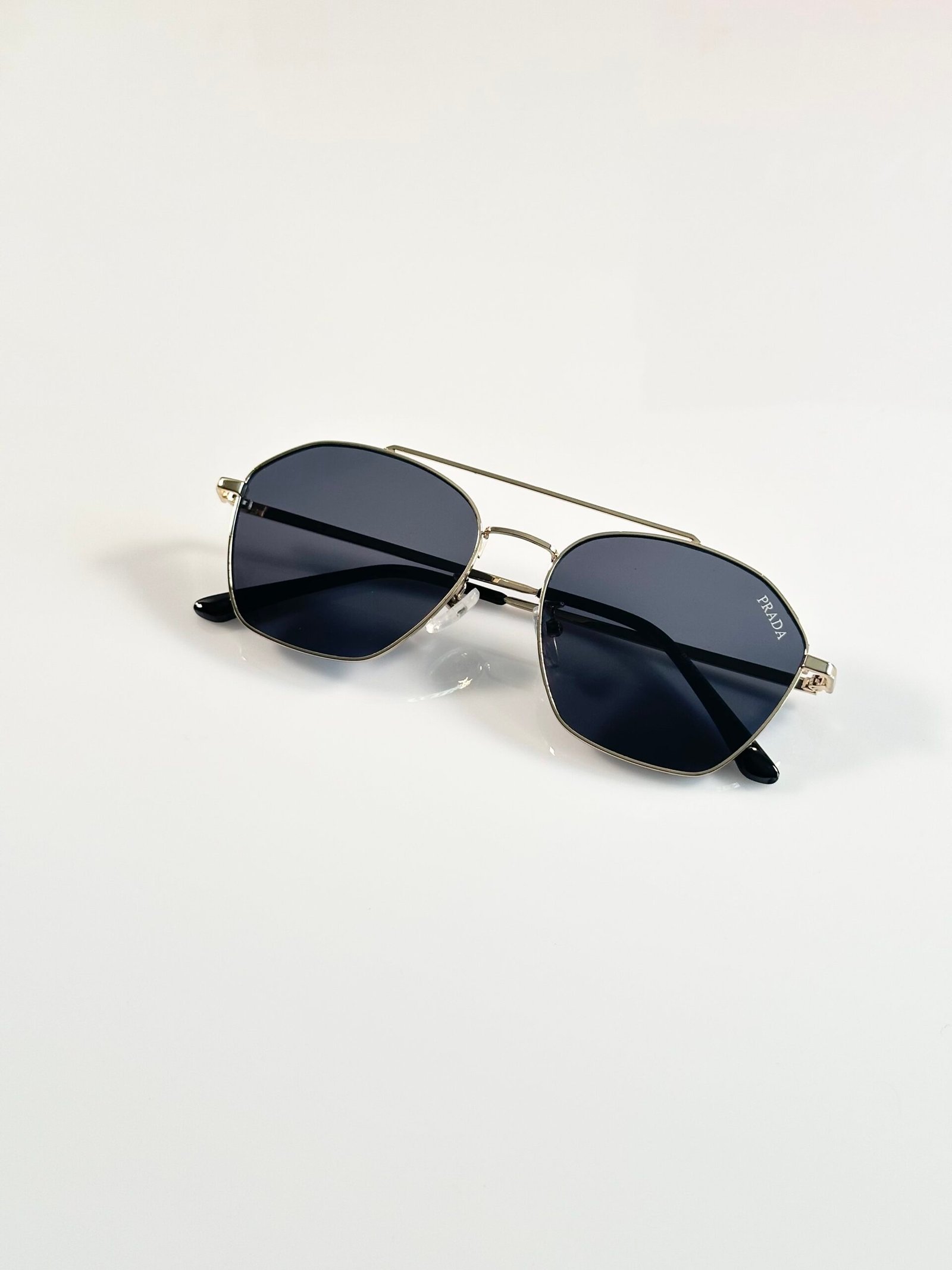 Prada_50_Gold_Black - Image 3